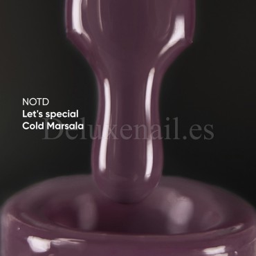 copy of Esmalte Permanente Komilfo Deluxe Series №D001 (negro), 8 ml.