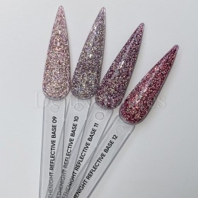 Reflective Base 10 NAILSOFTHENIGHT, base decorativa, violeta claro con micro brillo reflectante, 10 ml