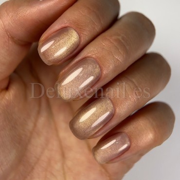 copy of Esmalte permanente Komilfo Cat’s eye 5D №1, 8 ml.