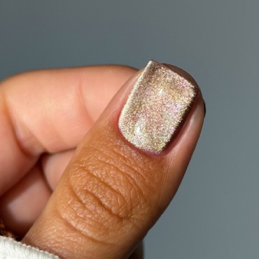 copy of Esmalte permanente Komilfo Cat’s eye 5D №1, 8 ml.